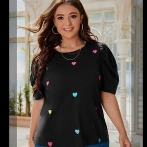 SHEIN Clasi Plus Heart Print Puff Sleeve Tee
